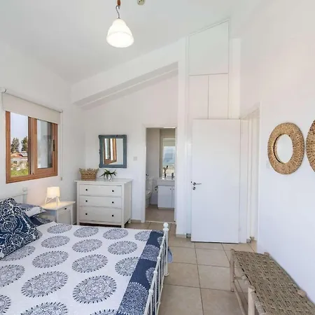 Villa Athina *
