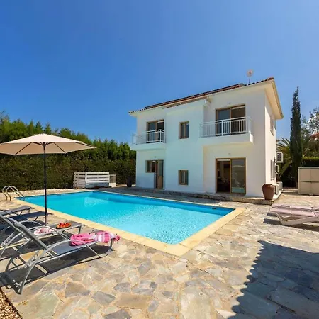 Athina Villa Argaka
