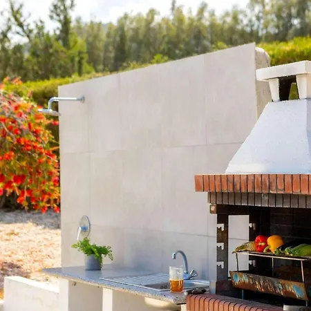 Athina Villa Argaka